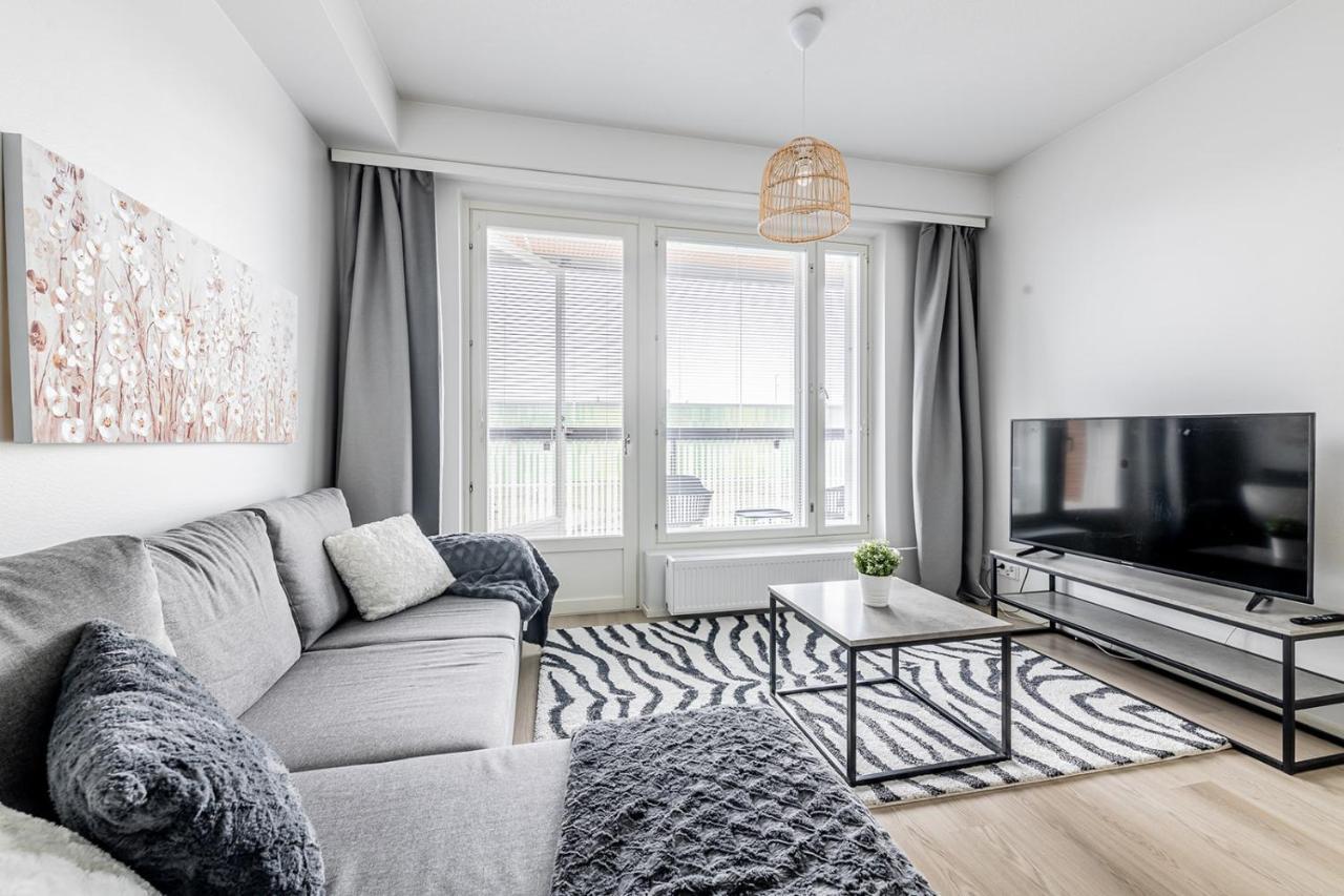 Sleepwell Apartments Niittykumpu 12 - Metro, 15 Min From Helsinki City 艾斯堡 外观 照片